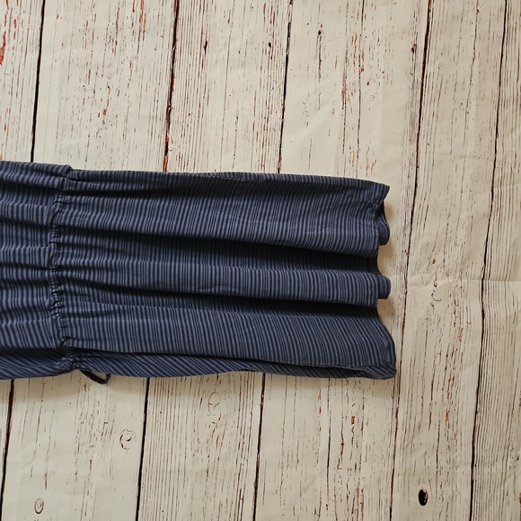 Columbia Omni wicked Stripe Dress - Picture 9 of 11